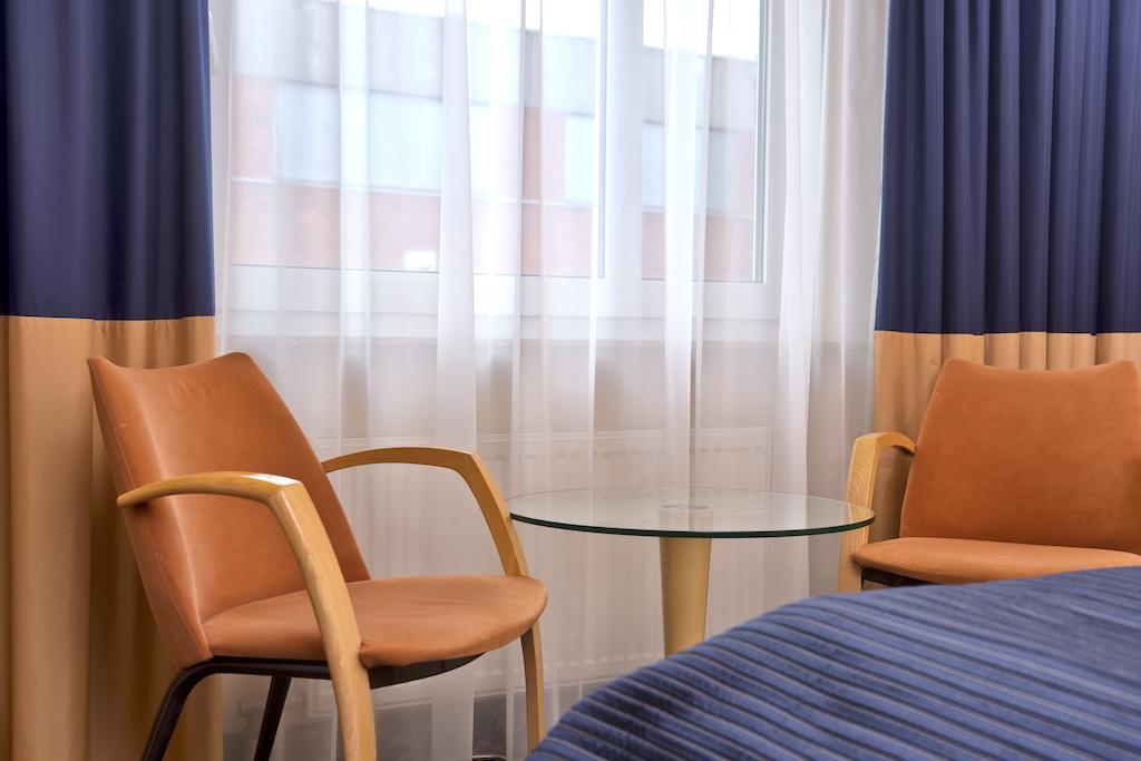Tryp By Wyndham Airport Hotel